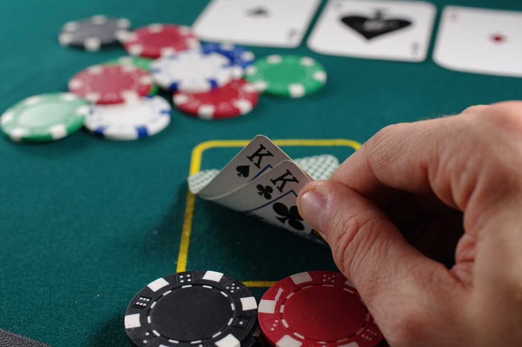 What Investors Can Learn From The Game Of Poker